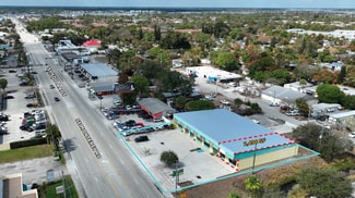 Plus de détails pour 553-583 SE Monterey Rd, Stuart, FL - Commerce de détail à louer