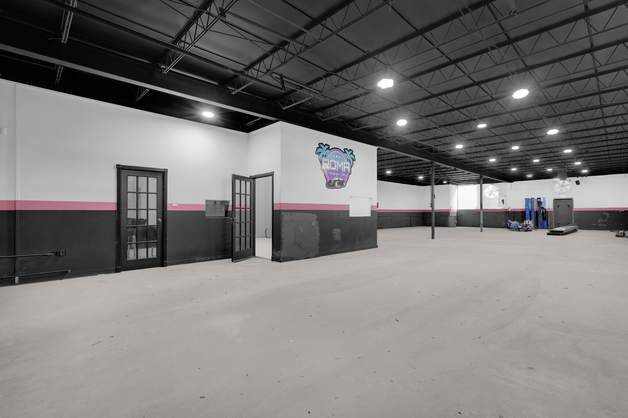 4725 E 10th Ave, Hialeah, FL for lease Building Photo- Image 1 of 25