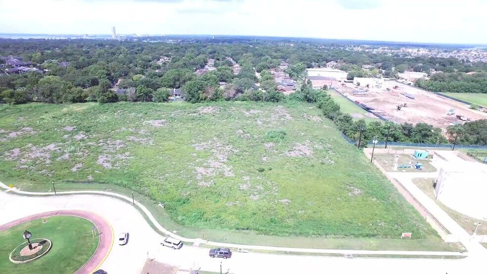 TX-146 & Repsdorph Rd, Seabrook, TX à vendre - Vidéo sur l’inscription commerciale - Image 2 de 19