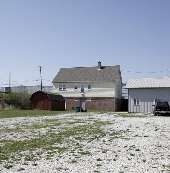432 S Ewing St, Lancaster, OH for sale - Building Photo - Image 2 of 3