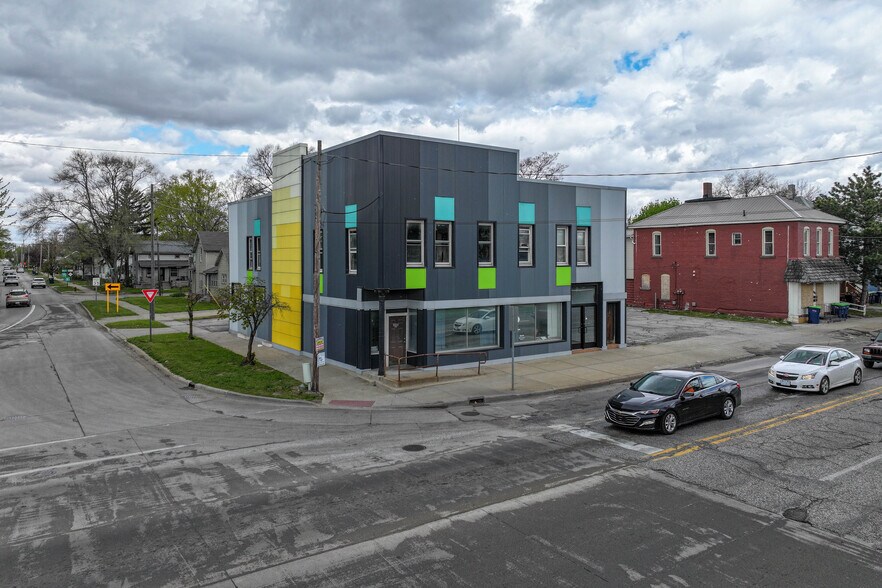 316 S Henry St, Bay City, MI à vendre - Photo du bâtiment - Image 2 de 14