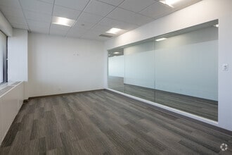 1051 Perimeter Dr, Schaumburg, IL for lease Interior Photo- Image 2 of 3
