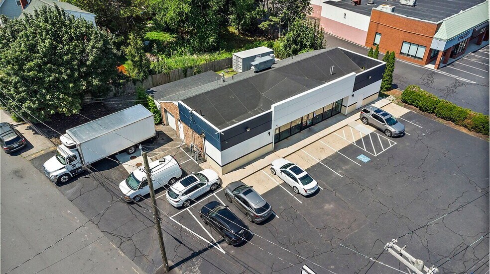 190-194 Quincy Ave, Braintree, MA à louer - Photo du bâtiment - Image 3 de 4