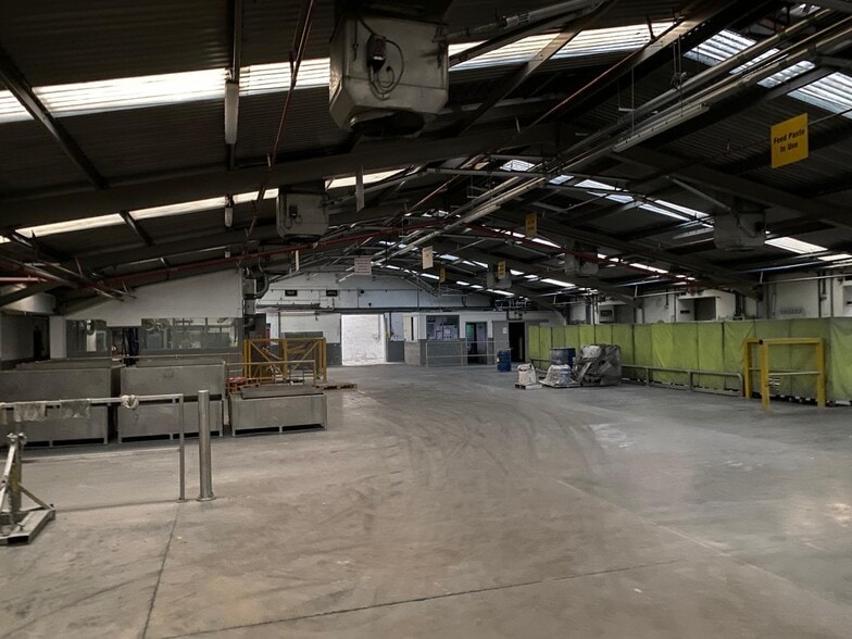 4 Banbeath Industrial Estate, Leven for lease - Building Photo - Image 1 of 36