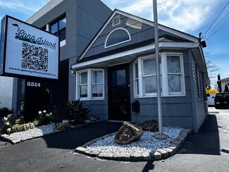 Plus de détails pour 5514 Merrick Rd, Massapequa, NY - Bureau à vendre
