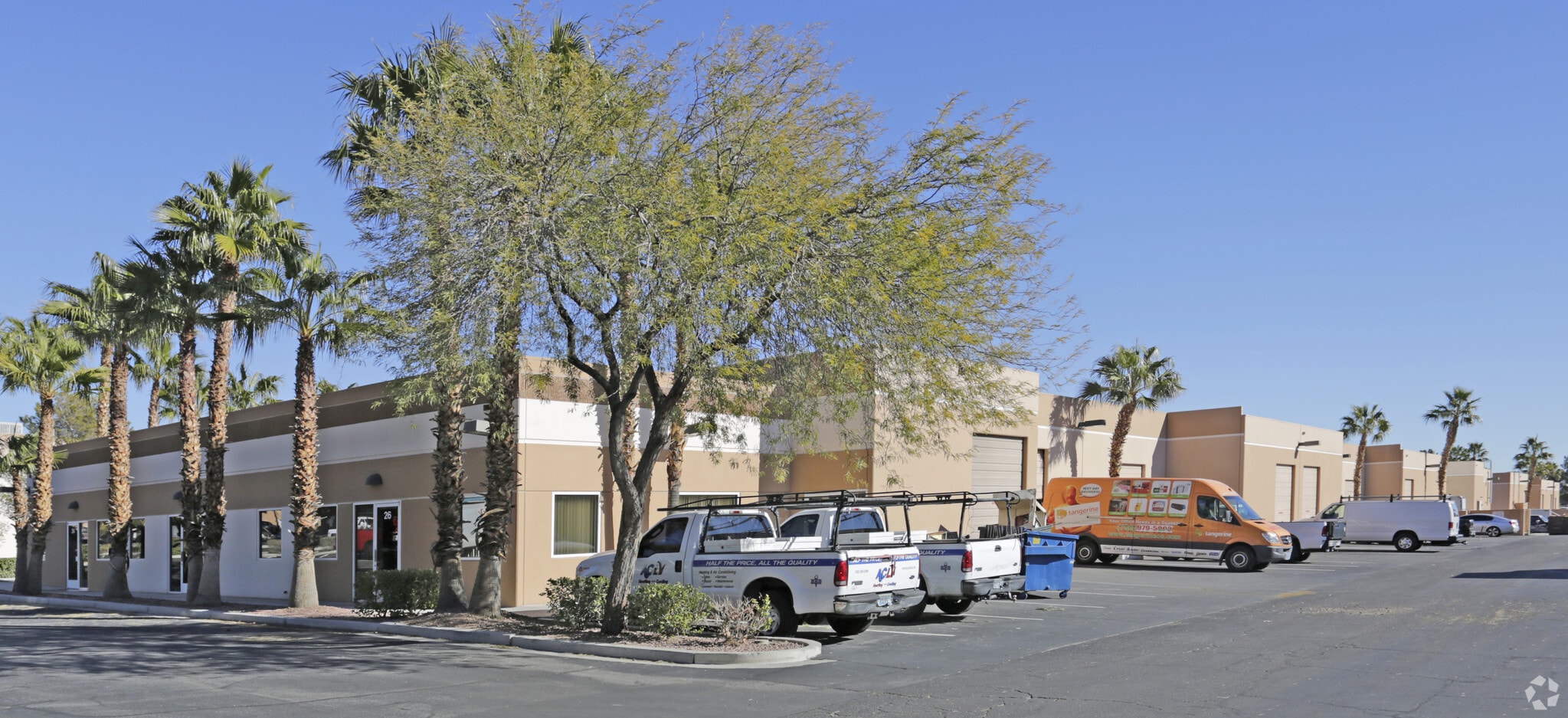 6255 McLeod Dr, Las Vegas, NV for lease Primary Photo- Image 1 of 3