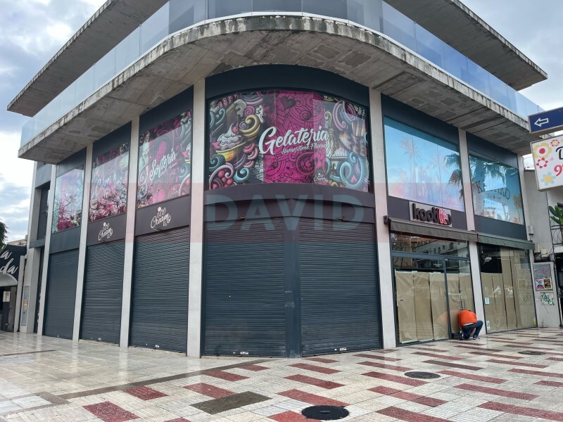 Retail in Castell-Platja d'Aro, Gerona for lease Interior Photo- Image 1 of 9