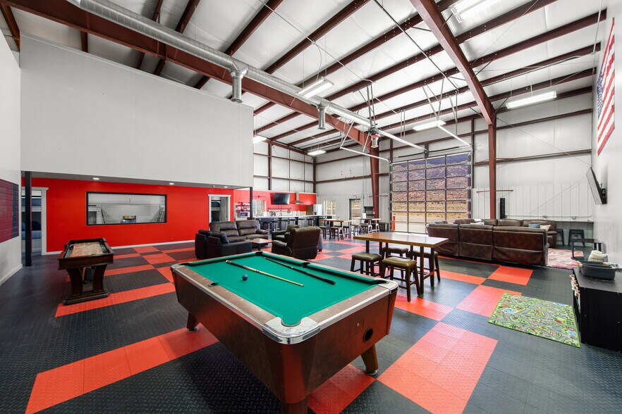 11858 S Highway 191, Moab, UT à louer - Photo du bâtiment - Image 2 de 2