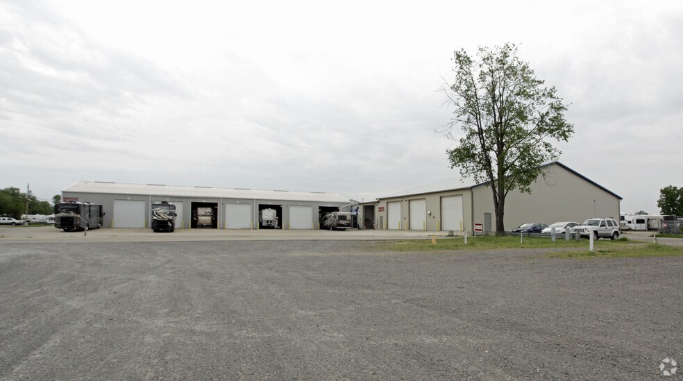 2311 S Nappanee St, Elkhart, IN for sale - Building Photo - Image 3 of 7