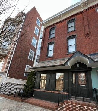 Plus de détails pour 617 Swede St, Norristown, PA - Bureau à vendre