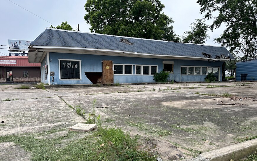 217 S Washington Ave, Cleveland, TX à vendre - Photo du bâtiment - Image 1 de 12