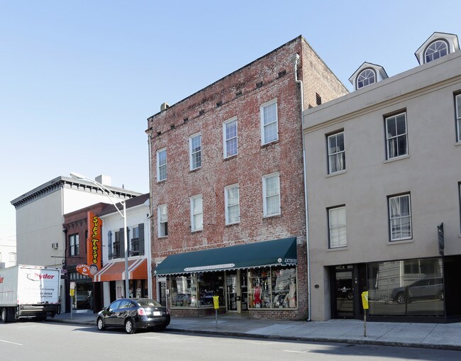 Plus de détails pour 14 W State St, Savannah, GA - Bureau/Commerce de détail à louer