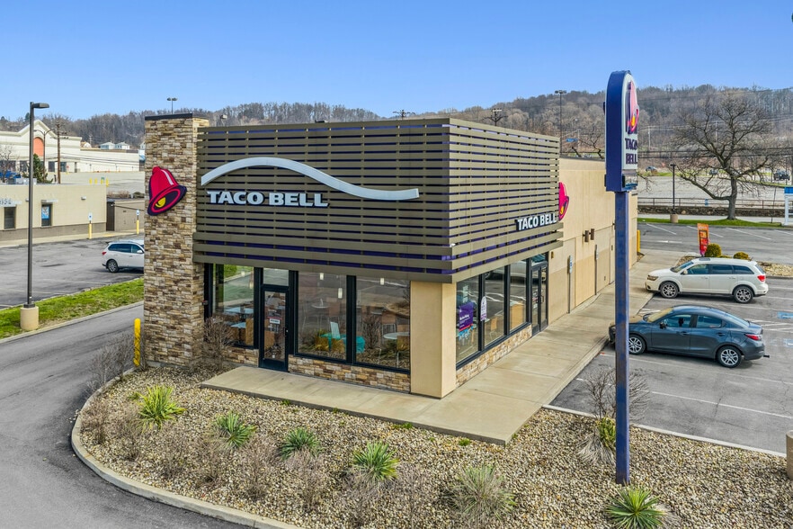 1680 W State St, Baden, PA for sale - Building Photo - Image 3 of 8