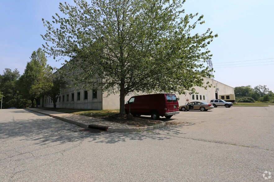 600 International Dr, Mount Olive, NJ à louer - Photo du bâtiment - Image 2 de 3