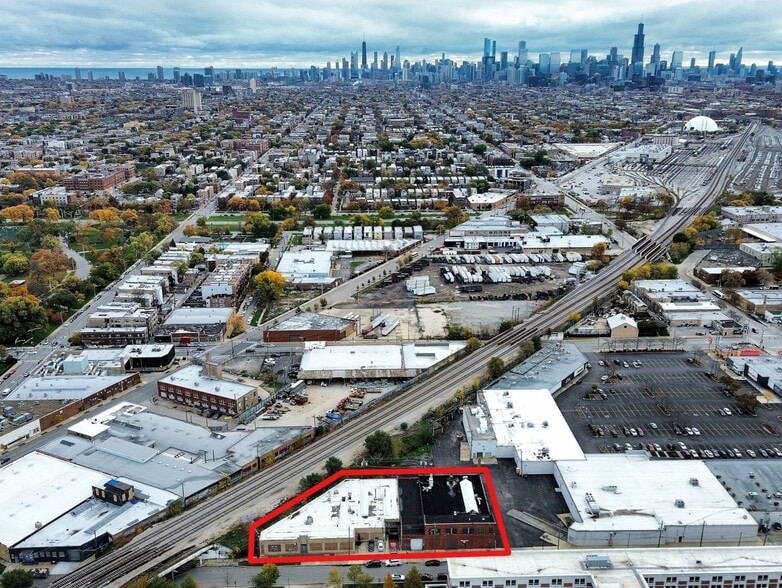 865 N Spaulding Ave, Chicago, IL à vendre - Photo du bâtiment - Image 2 de 9