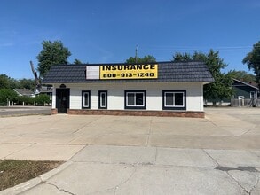 21950 Woodward Ave, Ferndale, MI for lease Building Photo- Image 2 of 5