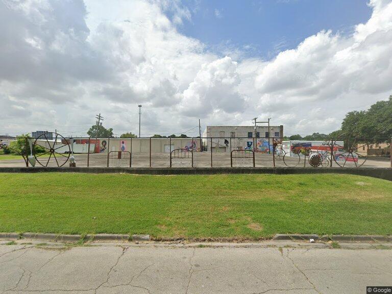 1096 Calder Ave, Beaumont, TX à vendre - Photo du bâtiment - Image 3 de 5