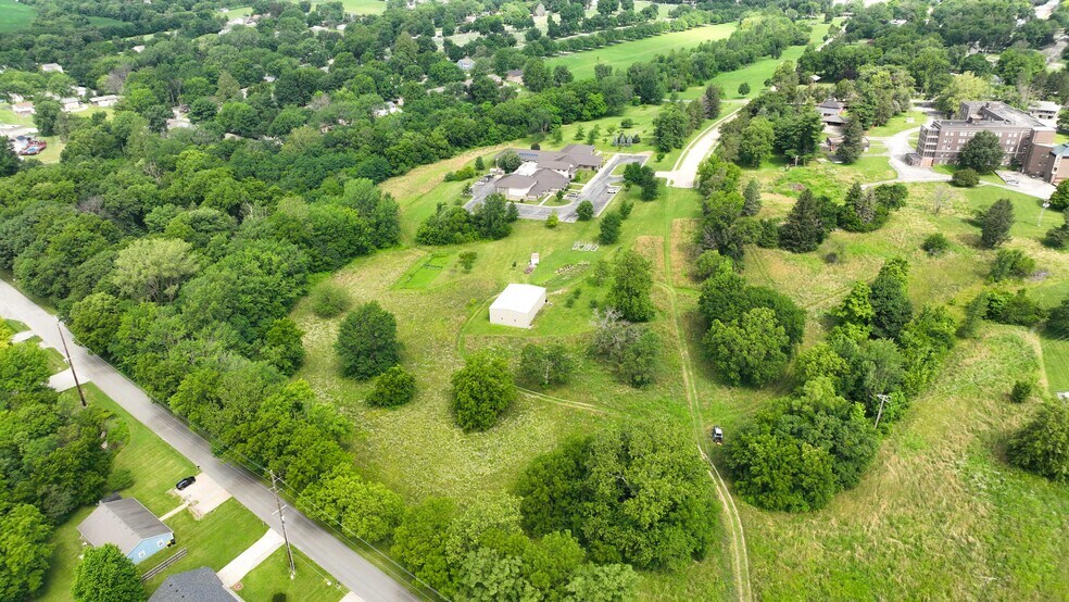 908 Franciscan Way, Savannah, MO à vendre - Photo du bâtiment - Image 3 de 26