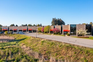 Plus de détails pour W225N16700-16722 Cedar Park Ct, Jackson, WI - Industriel à louer