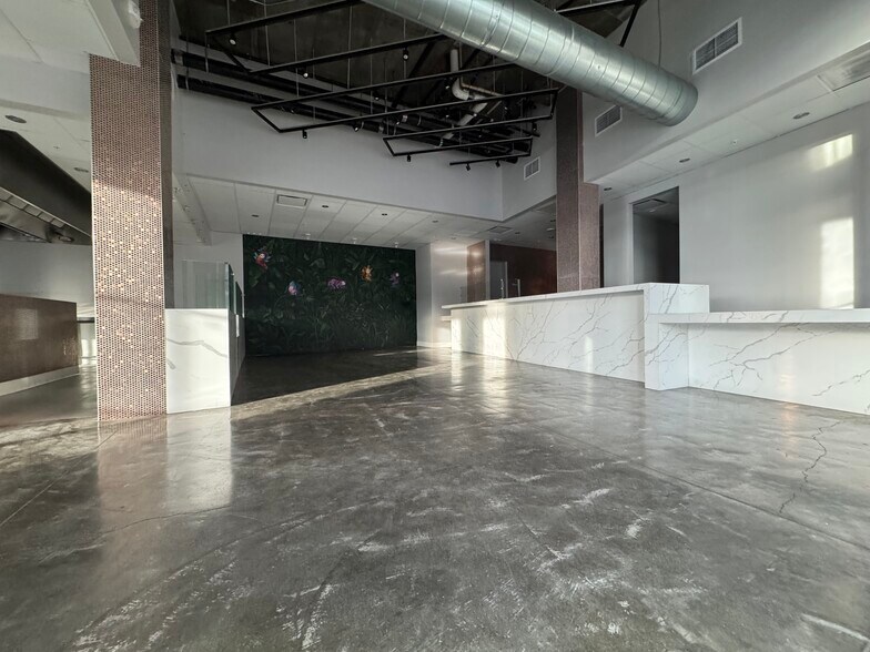 695 S Santa Fe Ave, Los Angeles, CA à louer - Photo du bâtiment - Image 2 de 6