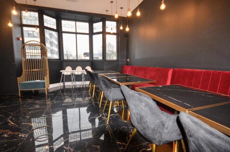 35 Goldington Rd, Bedford à louer - Photo du bâtiment - Image 2 de 16