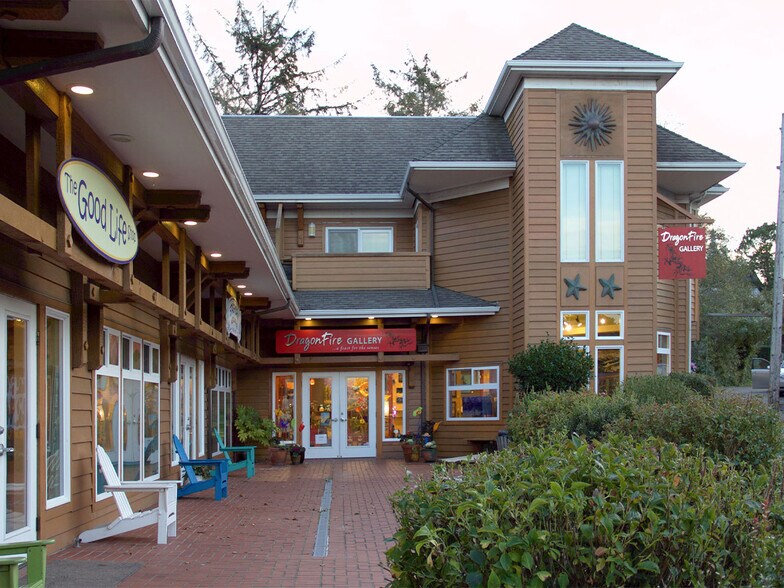 123 S Hemlock St, Cannon Beach, OR à vendre - Photo du bâtiment - Image 3 de 5