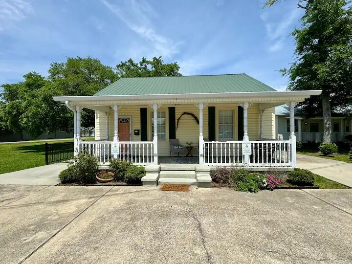 1705 Government St, Ocean Springs, MS à vendre - Photo du b timent - Image 1 de 14