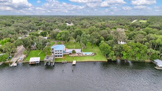 Plus de détails pour 703 Front St, Welaka, FL - Spécialité à vendre