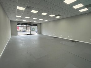 900 W Ehringhaus St, Elizabeth City, NC à louer Photo intérieure- Image 2 de 12