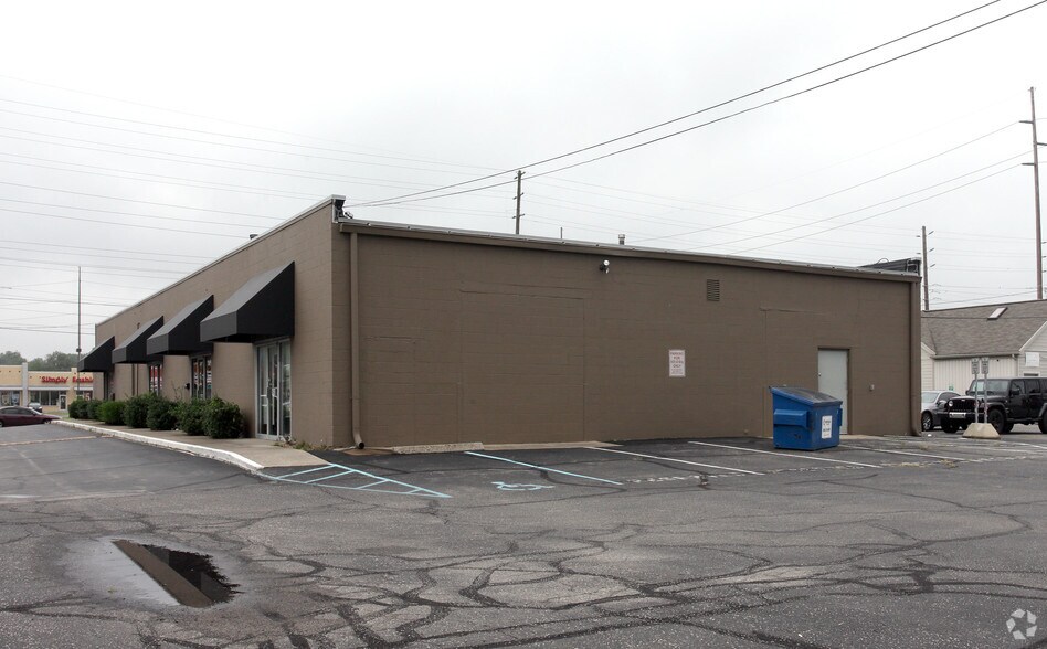 5426-5438 N Keystone Ave, Indianapolis, IN à louer - Photo du bâtiment - Image 3 de 3