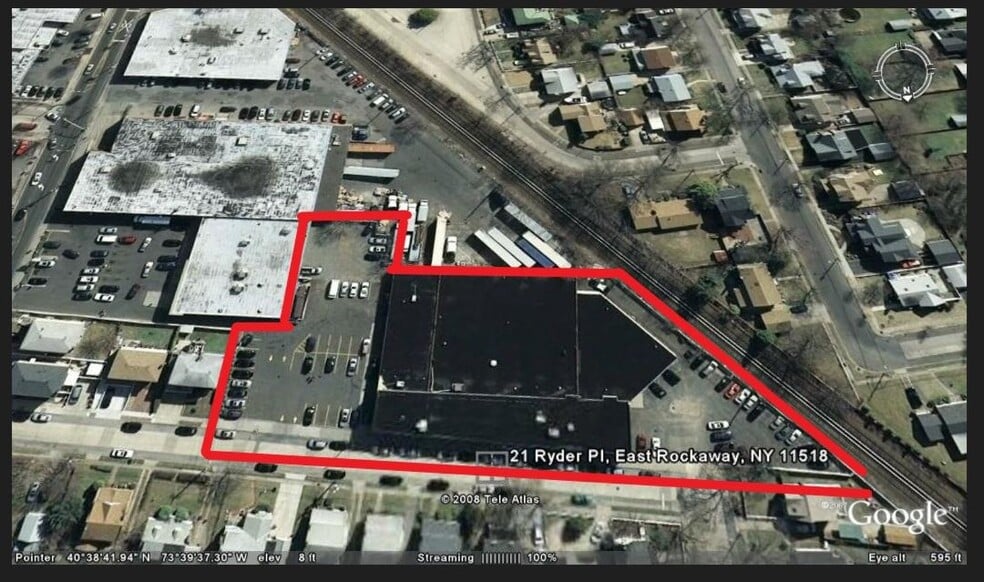 21 Ryder Pl, East Rockaway, NY for lease - Building Photo - Image 2 of 8