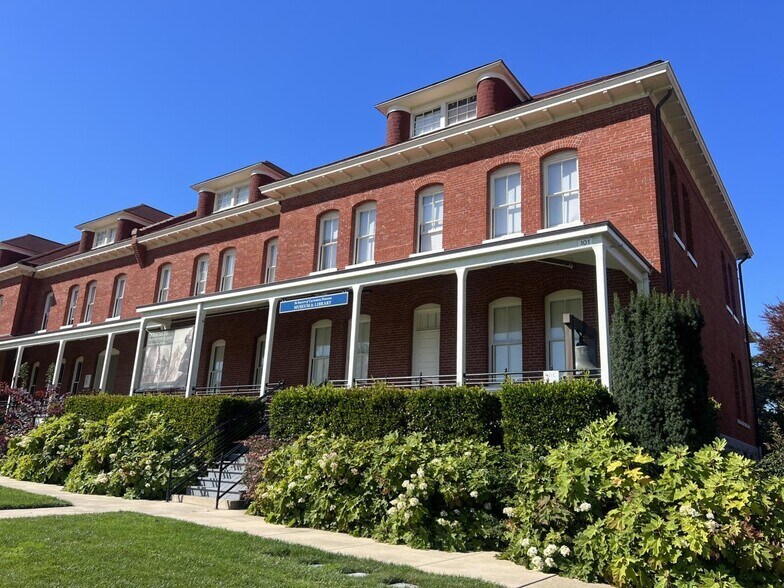 101 Montgomery St, San Francisco, CA à louer - Photo du bâtiment - Image 2 de 11