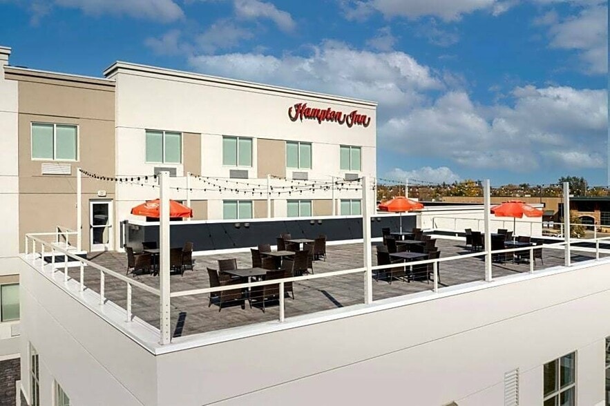 109 State Ave, Warroad, MN for sale - Building Photo - Image 3 of 24