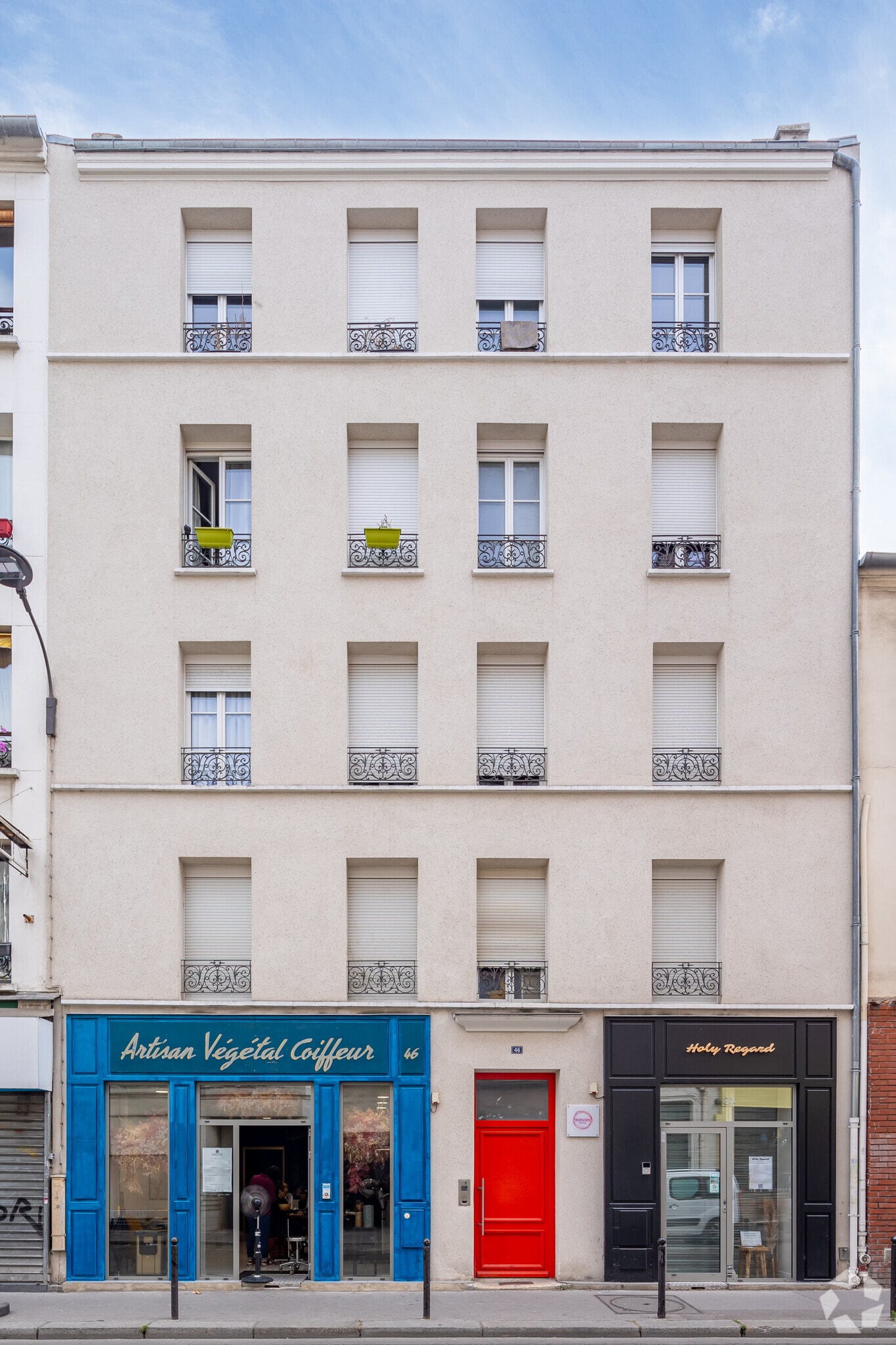 Retail in Paris for lease Primary Photo- Image 1 of 2