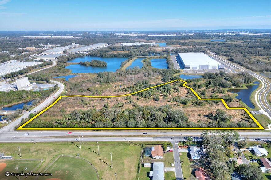 674 S Park Road, Plant City, FL à vendre - Photo du bâtiment - Image 3 de 4