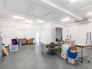 6 Herbert St, St Leonards à louer Photo intérieure- Image 2 de 3