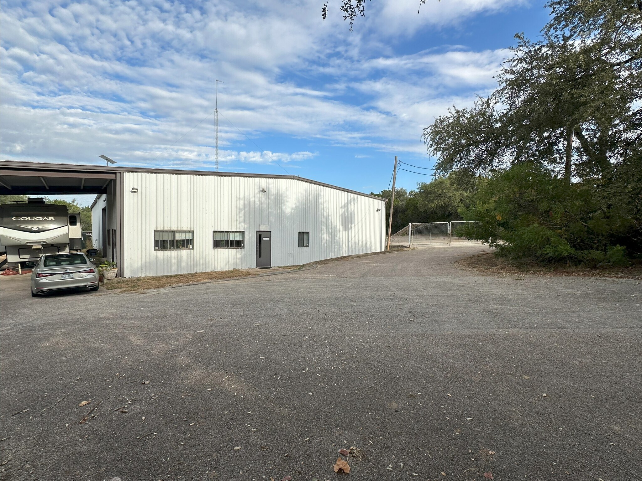 8862 290 W, Austin, TX à vendre Photo du bâtiment- Image 1 de 12