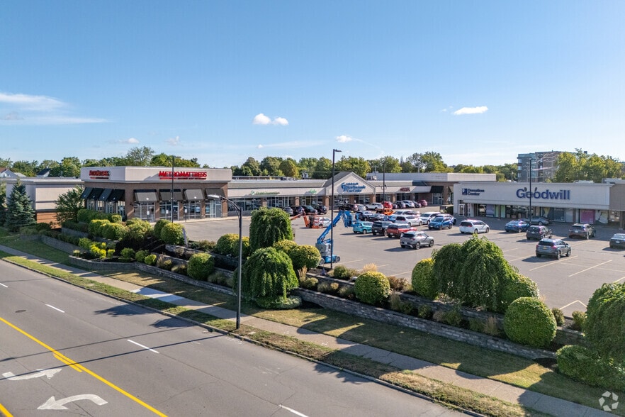 2625 Delaware Ave, Buffalo, NY for sale - Building Photo - Image 2 of 12