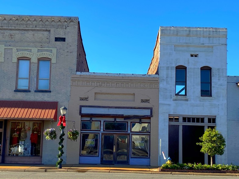 117 Saint Joseph Ave, Brewton, AL for sale - Building Photo - Image 1 of 1