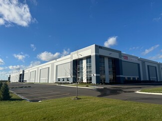 Plus de détails pour 975 Belle Ln, Bolingbrook, IL - Industriel à louer