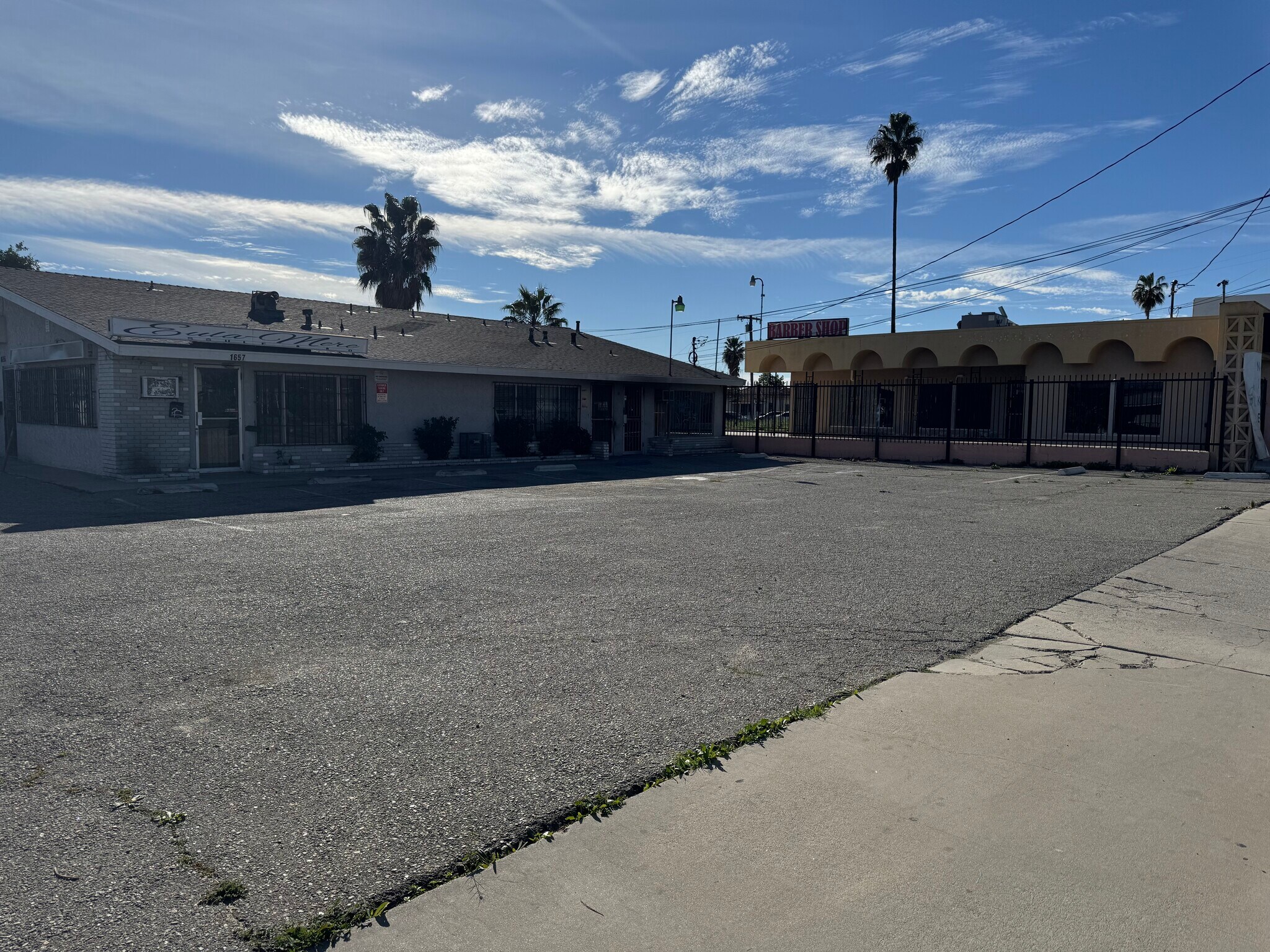 1655-1657 W Base Line St, San Bernardino, CA à louer Photo du bâtiment- Image 1 de 4