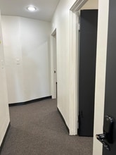 18437 Saticoy St, Reseda, CA for lease Interior Photo- Image 2 of 6