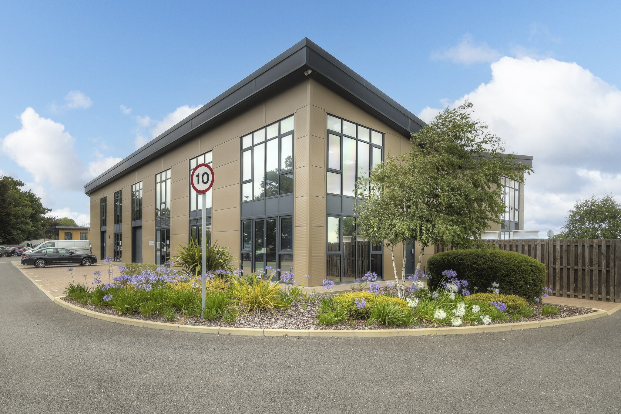 16-17 Broomfield Rd, Colchester à louer Photo du bâtiment- Image 1 de 6