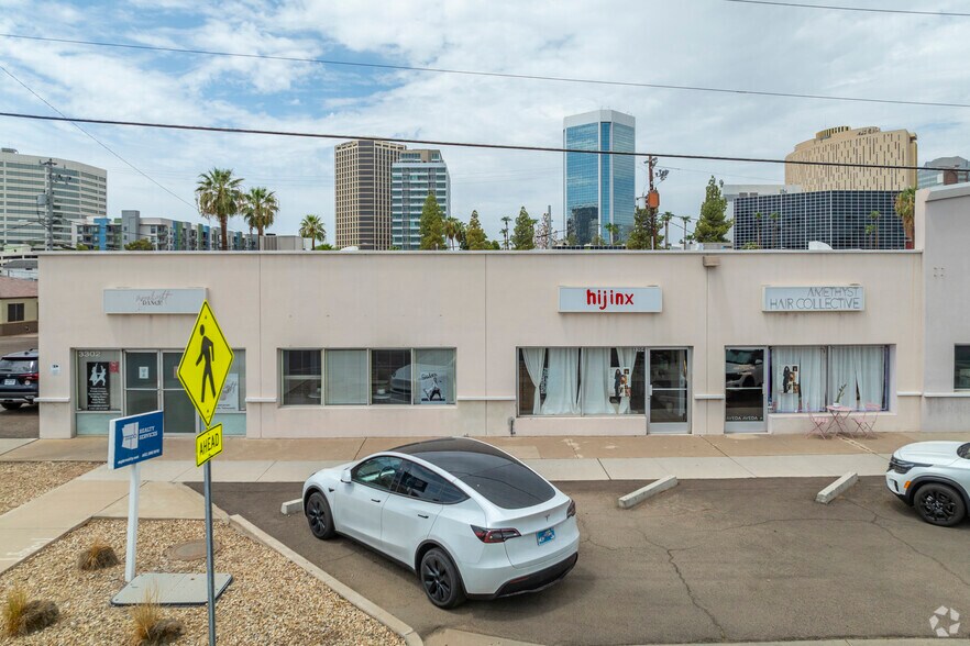 3302-3316 N 3rd St, Phoenix, AZ à louer - Photo du bâtiment - Image 2 de 5