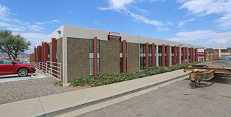 8400 N Magnolia Ave, Santee CA - Entrepôt