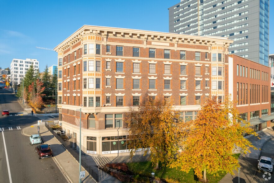 1551 Broadway, Tacoma, WA à louer - Photo du bâtiment - Image 1 de 17