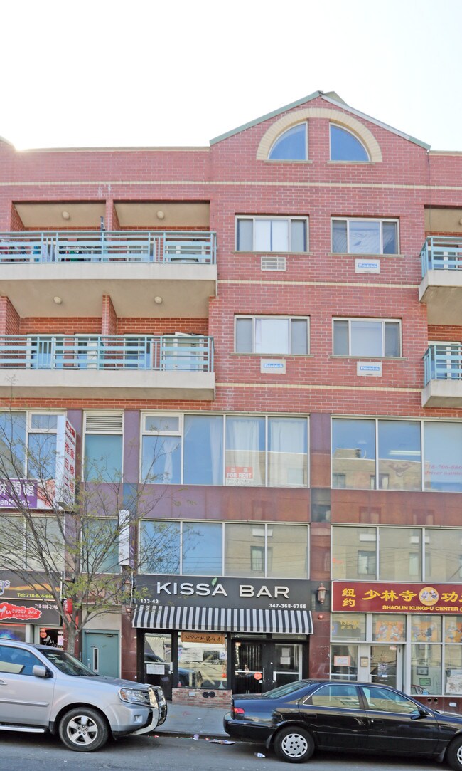 More details for 133-42 37th Ave, Flushing, NY - Retail for Lease