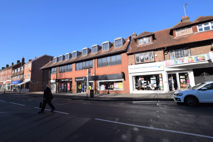 91-99 High St, Banstead à louer - Photo du bâtiment - Image 2 de 20