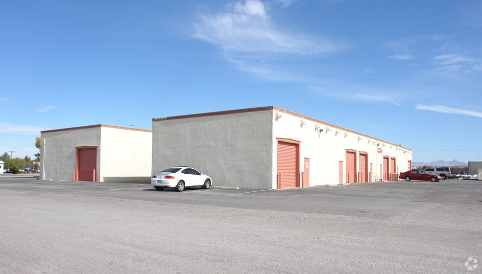 1595 W Amador Ave, Las Cruces, NM for lease - Building Photo - Image 2 of 4