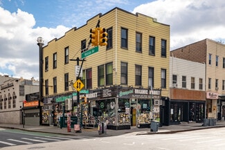 More details for 626 Manhattan Ave, Brooklyn, NY - Retail for Lease